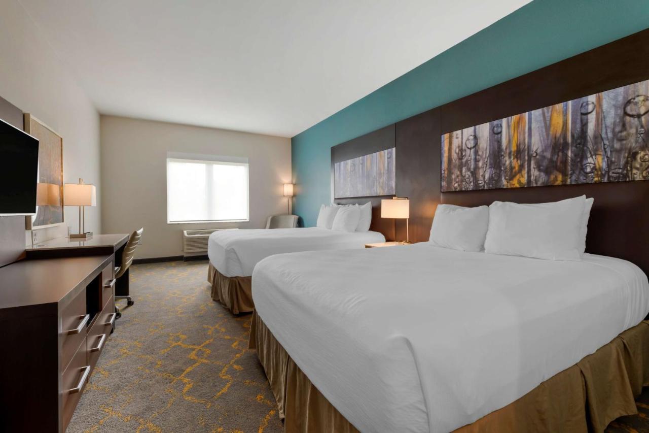 Best Western Plus Isanti Exterior photo